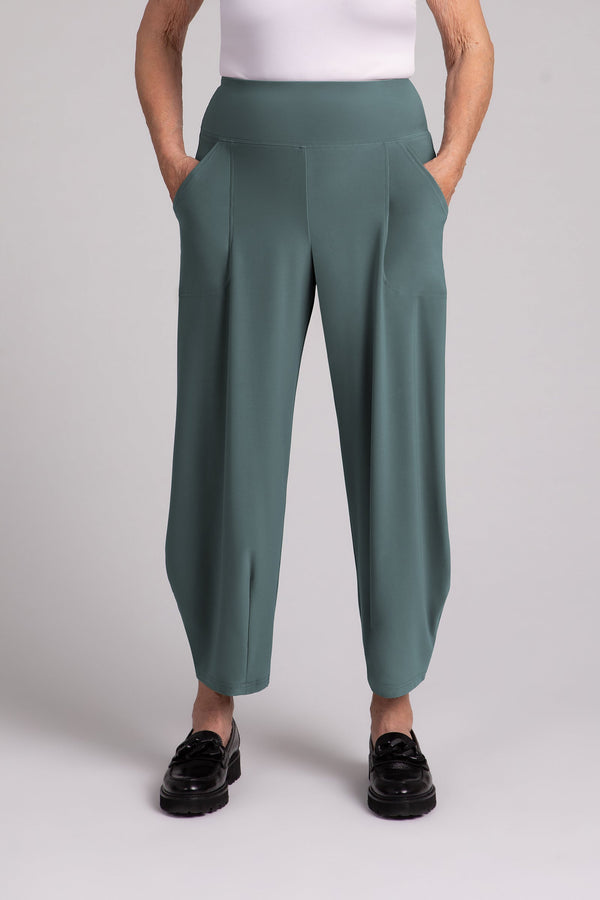 Narrow Lantern Pant Plus | Cactus