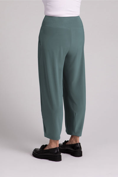 Narrow Lantern Pant Plus