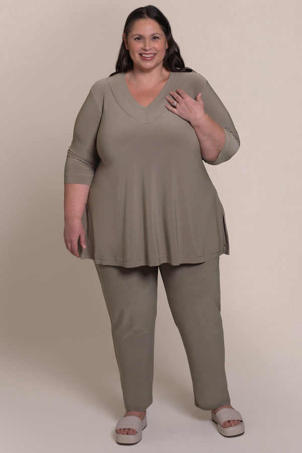 Splice V-Neck Go To T Plus | Taupe