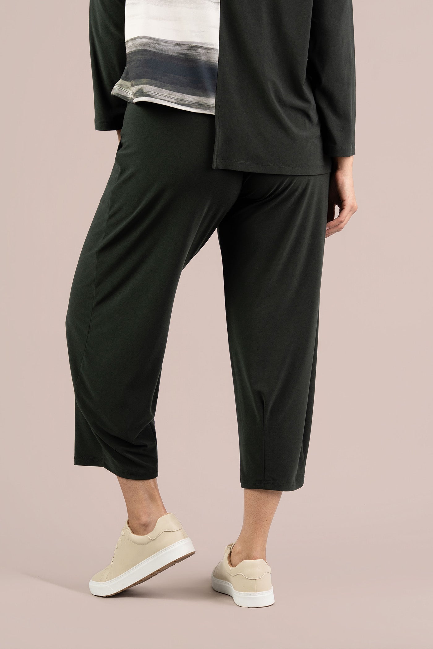 Narrow Lantern Pant