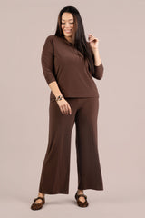 Straight As It Seams Pant