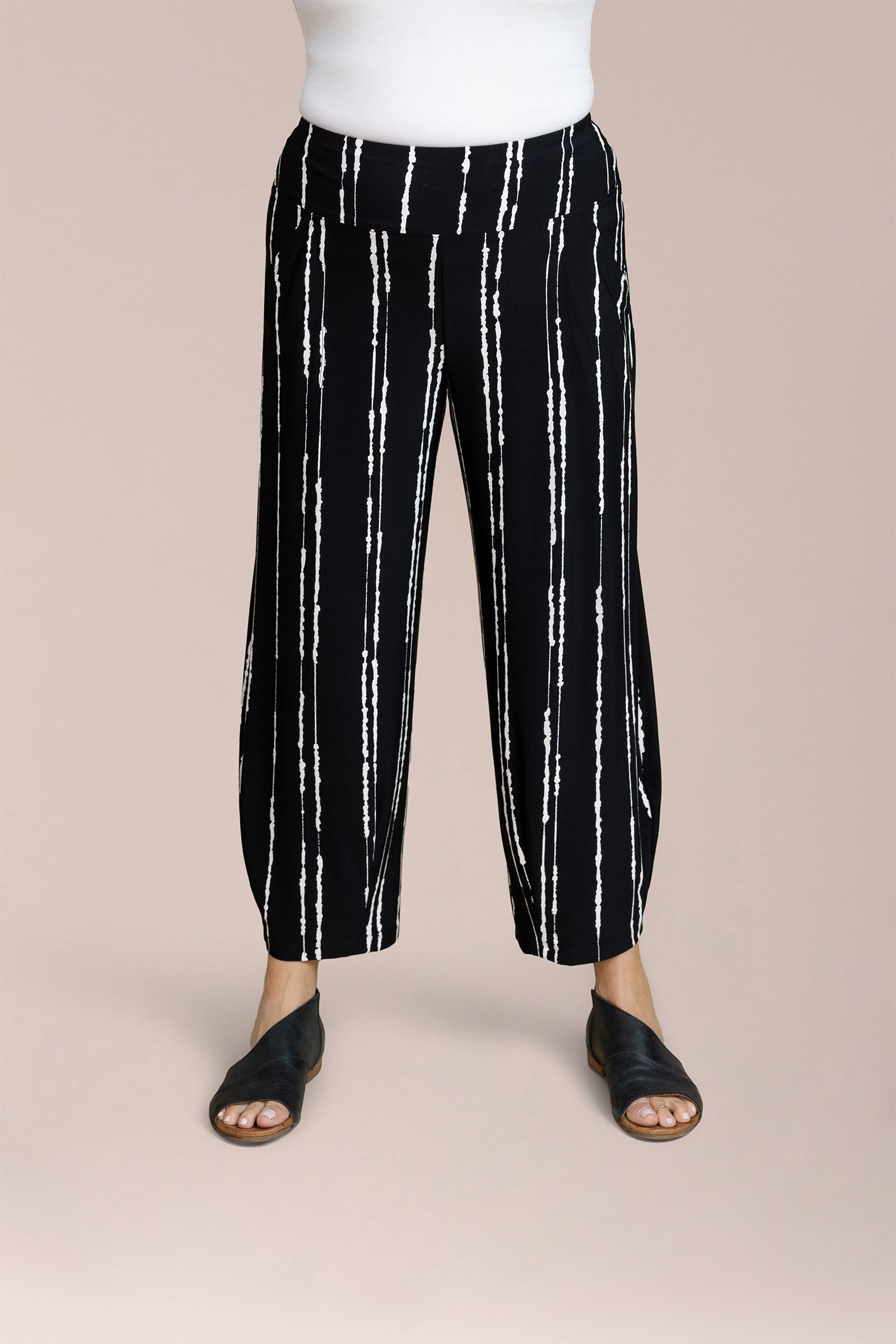 Narrow Lantern Pant Print