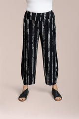 Narrow Lantern Pant Print