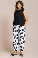 Narrow Lantern Pant Print