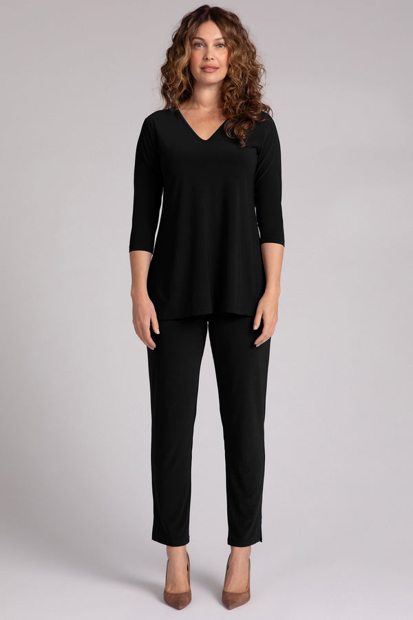 Nu Ideal V-Neck Tunic Plus | Black