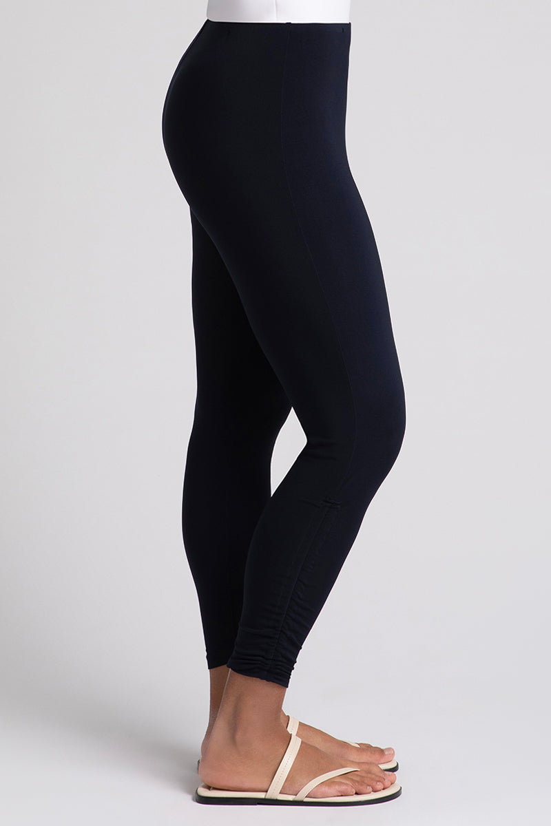 Revelry Ruched Legging Navy Sympli US