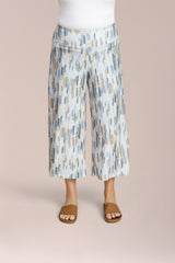 Side Slit Wide Capri