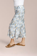 Side Slit Wide Capri