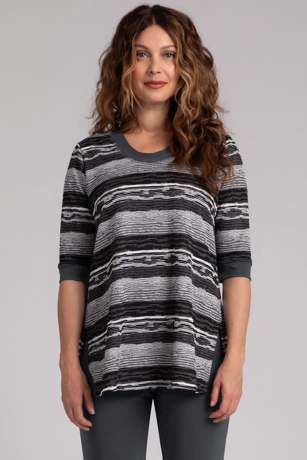 Wavy Stripe Deep Scoop Go To Tunic Plus | Wavy Stripe