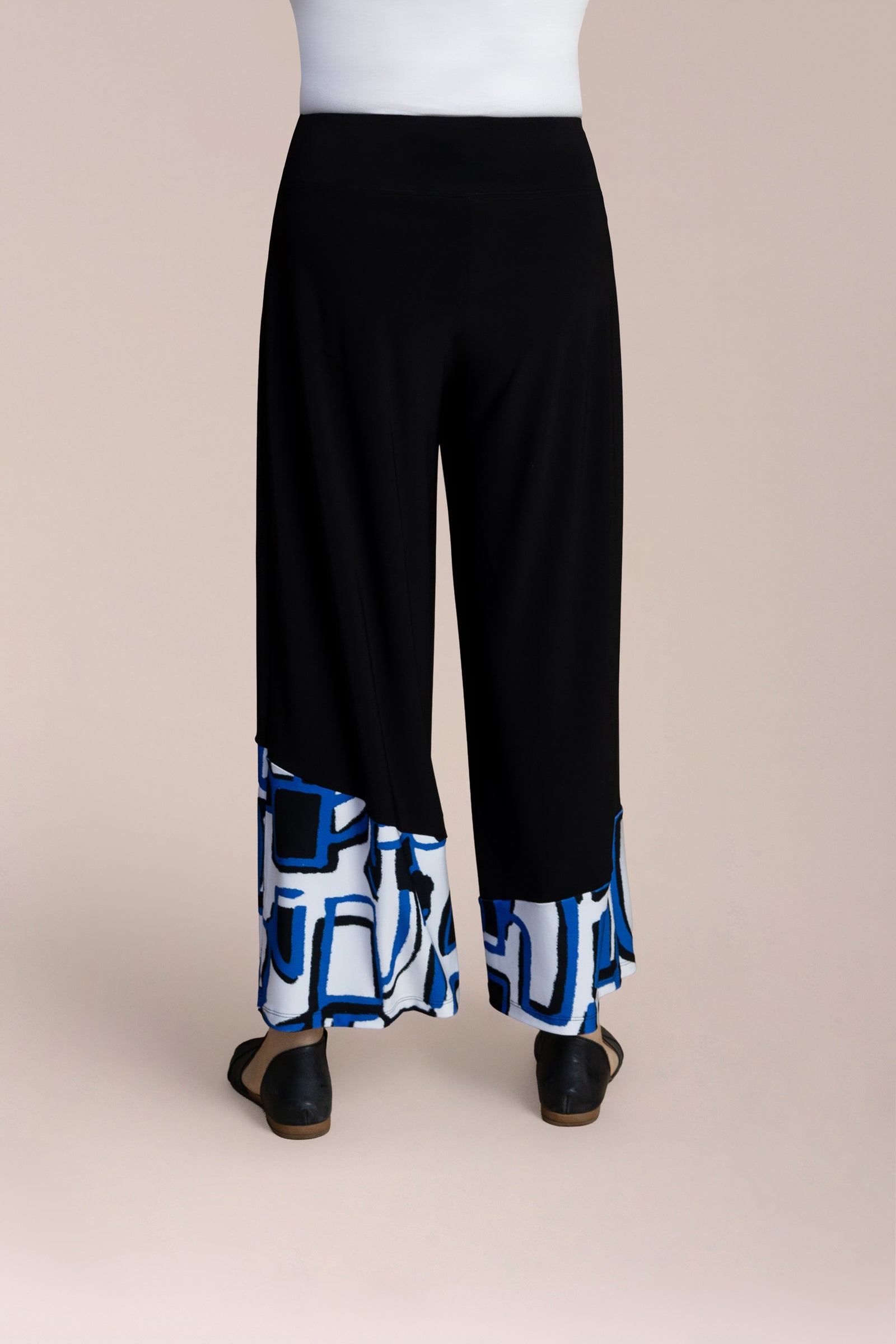 Wide Leg Crop,  Blocked Print